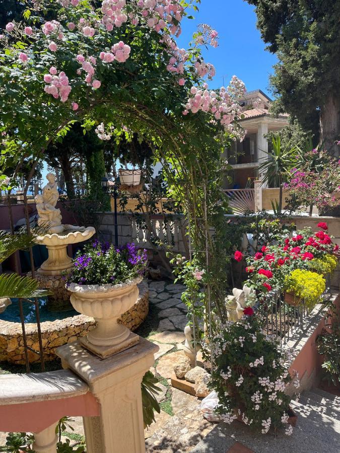 B&B Villa Regina Санта-Доменика Экстерьер фото