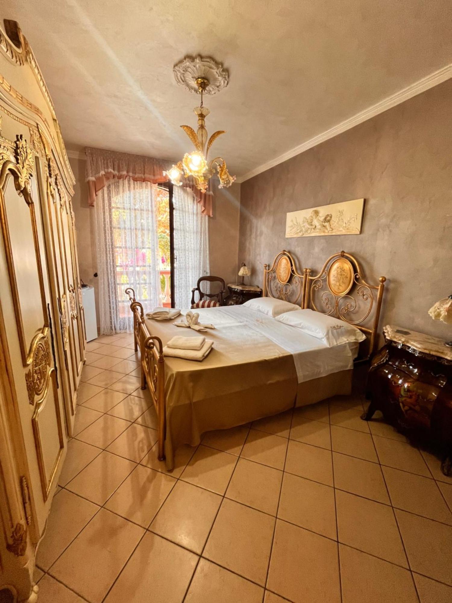 B&B Villa Regina Санта-Доменика Экстерьер фото