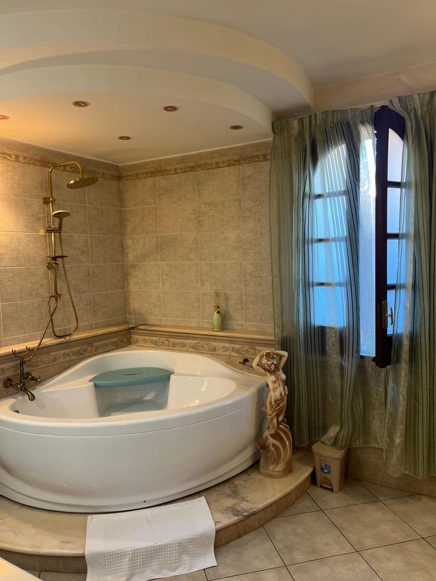 B&B Villa Regina Санта-Доменика Экстерьер фото