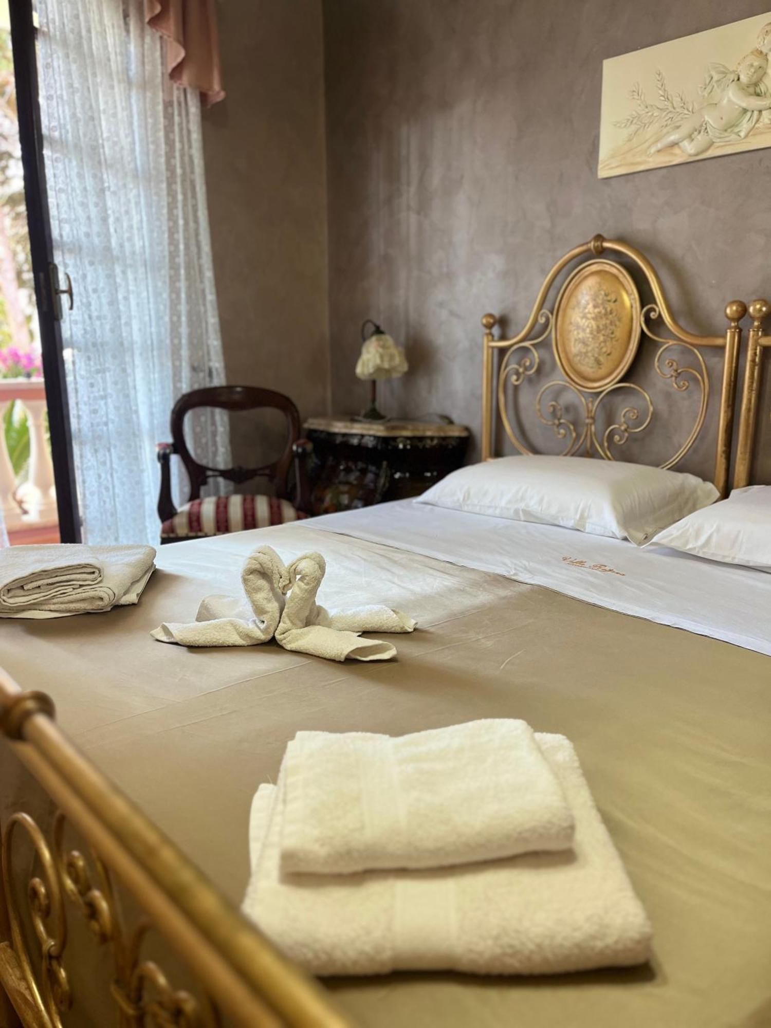 B&B Villa Regina Санта-Доменика Экстерьер фото