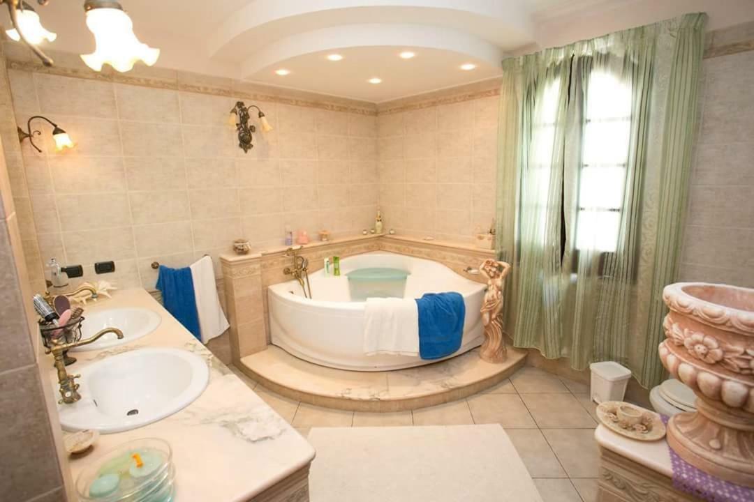 B&B Villa Regina Санта-Доменика Экстерьер фото